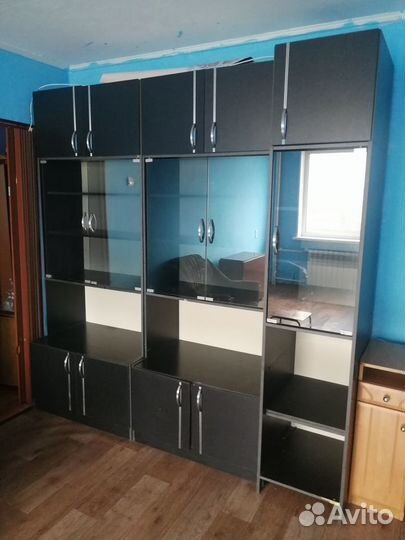 Стенка в гостиную