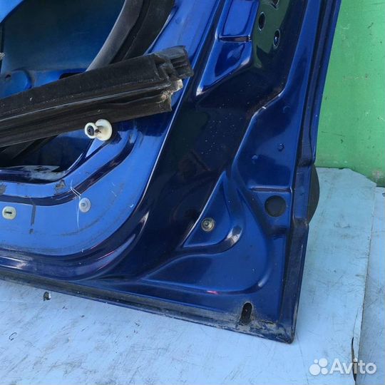 Дверь передняя правая Рено Меган