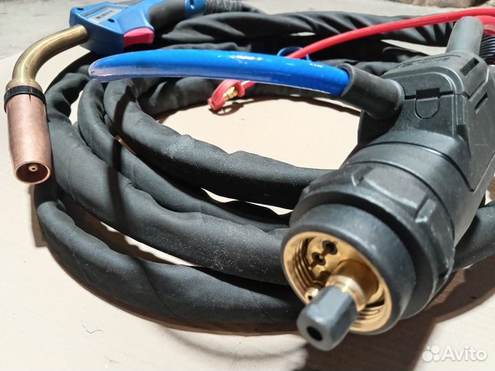 Сварочная горелка для полуавтомата