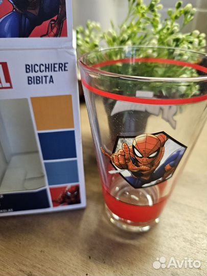 Стакан Марвел