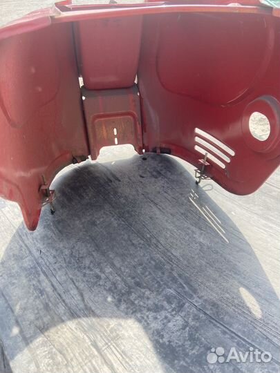 Капот на мотороллер