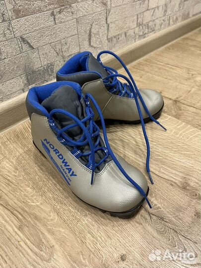 Лыжные ботинки 34 размер nnn