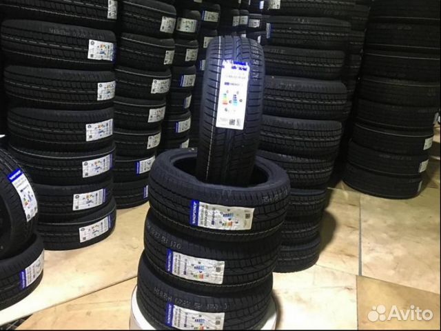 Windforce Snowblazer UHP 215/50 R17 95V