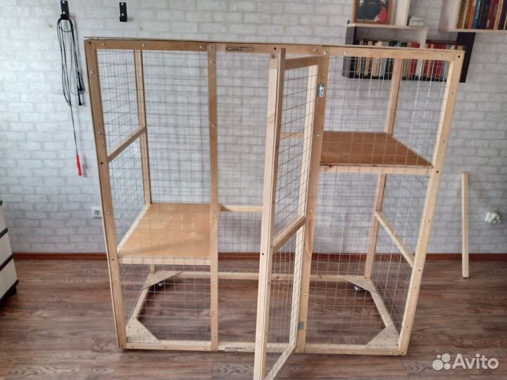 Вольер для животных в квартиру. Можно под рассаду