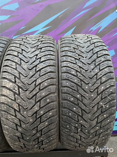 Nokian Tyres Hakkapeliitta 8 215/50 R17