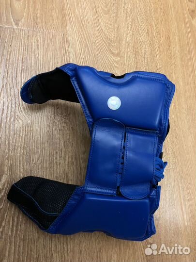 Боксерский шлем clinch