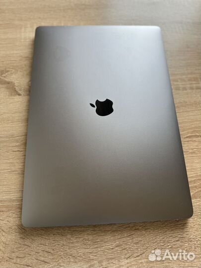 Macbook Pro 15 2019 i7