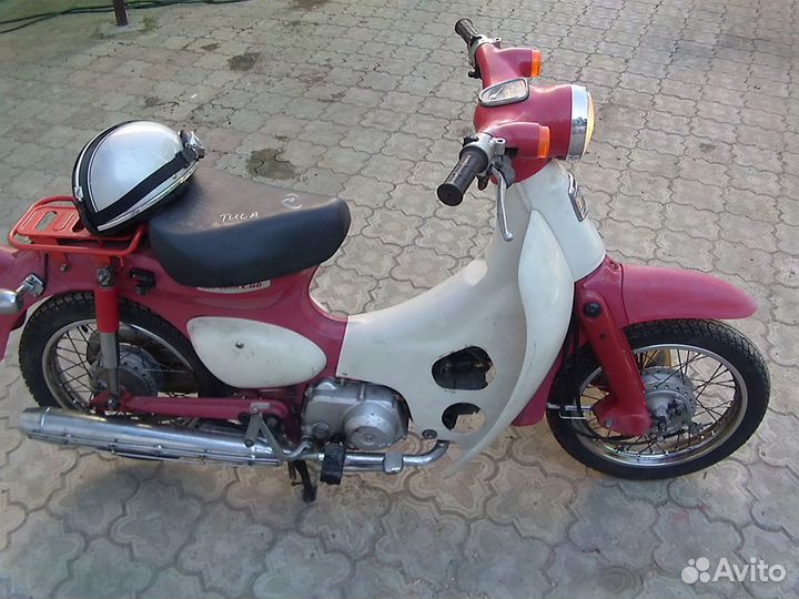 Японский мопед Хонда Супер Каб 50