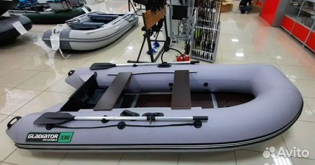Лодка пвх Gladiator B330 светло/темно-серый
