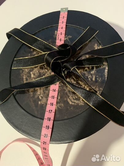 Коробка для подарка круглая