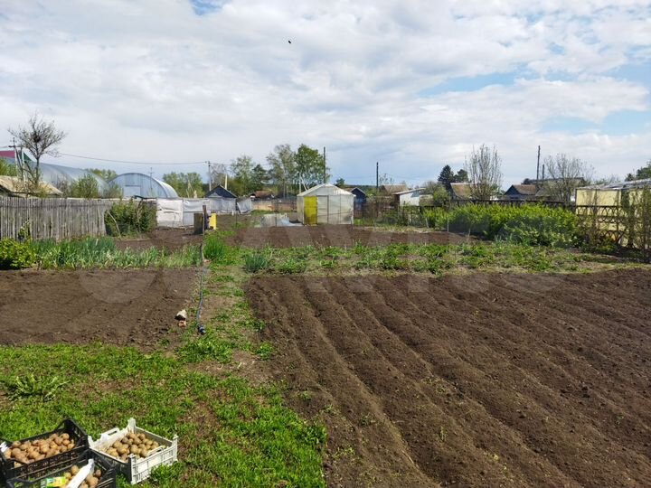 Дача 10 м² на участке 5 сот.