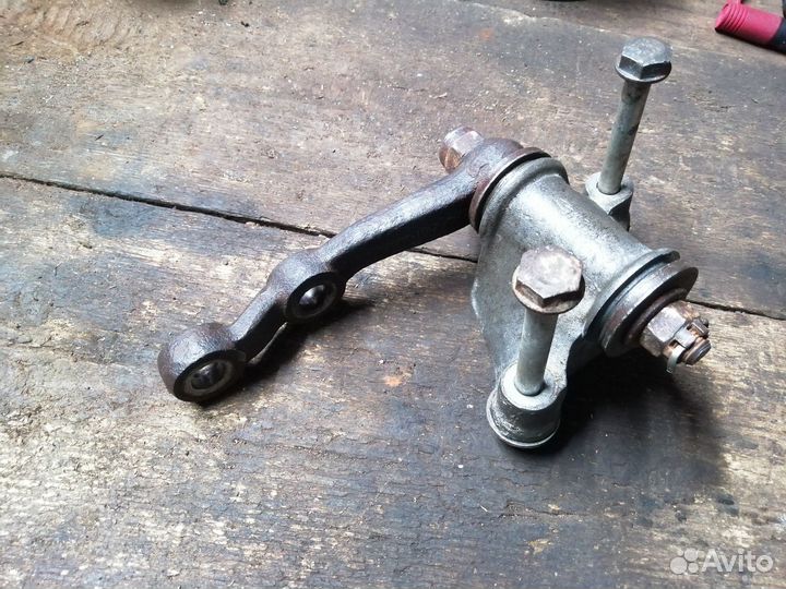 Маятниковый рычаг ваз 2101 2104 2105 2107