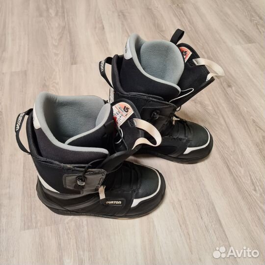 Сноубордические ботинки burton