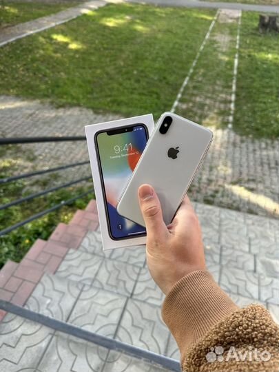 iPhone X, 256 ГБ