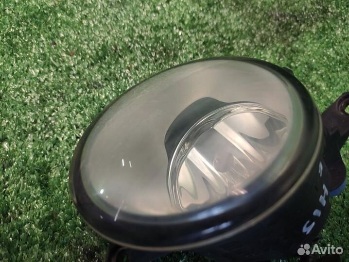 Птф передняя левая Toyota Auris E150 2009