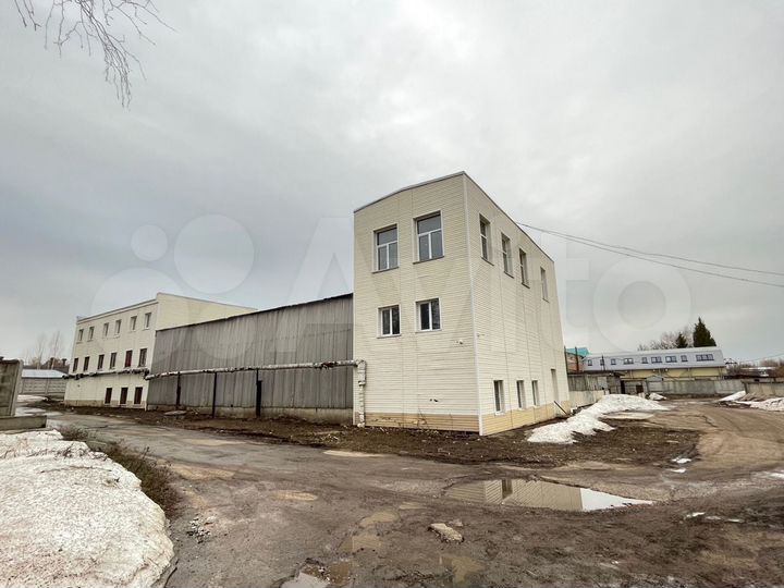 Производственная база, 2500 м²