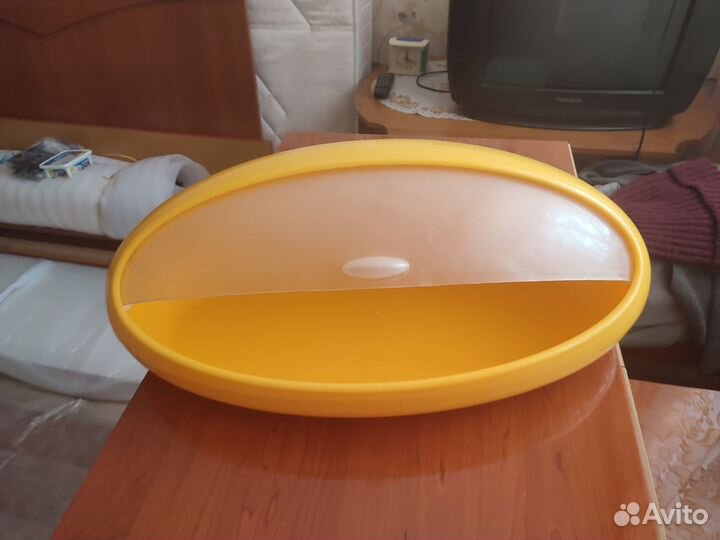 Хлебница IKEA и кухонная утварь