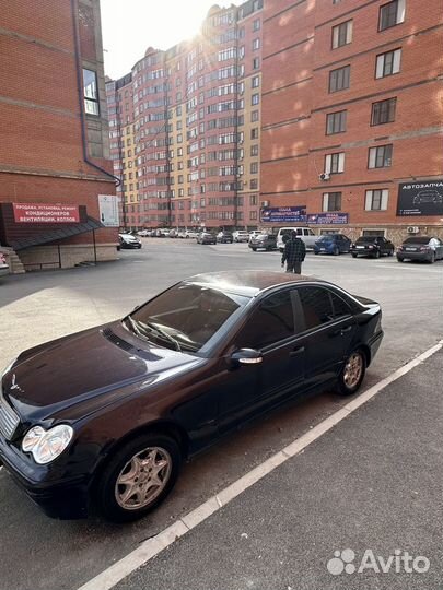 Mercedes-Benz C-класс 1.8 AT, 2004, 330 000 км