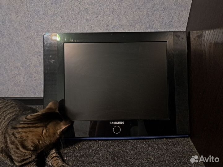 Телевизор samsung