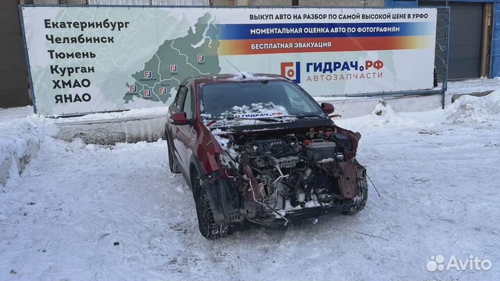 Накладка стекла переднего правого Renault logan 2