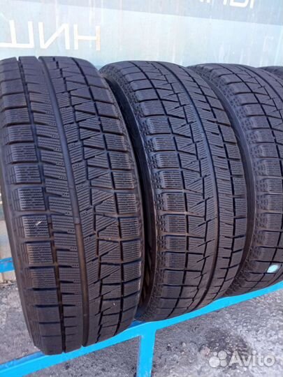 Bridgestone Blizzak Revo GZ 215/60 R16 95Q