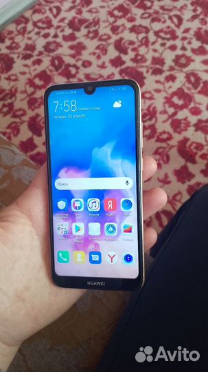 HUAWEI Y6 (2019), 2/32 ГБ