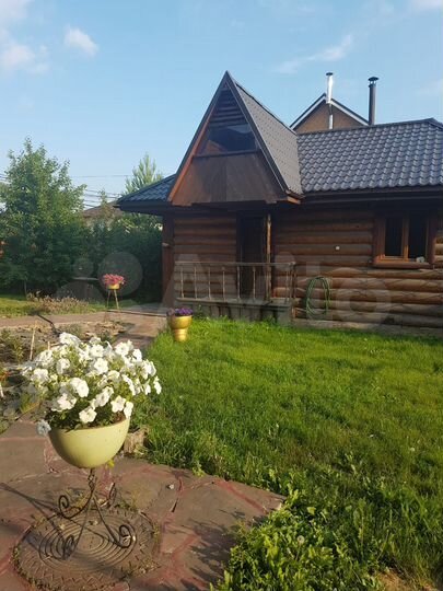 Дом 220 м² на участке 13,5 сот.