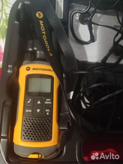 Портативная рация motorolla T80 extreme