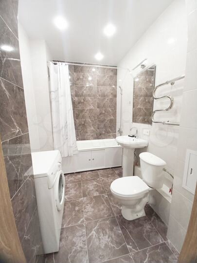 1-к. квартира, 43 м², 3/17 эт.