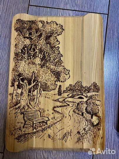 Разделочная доска с выженным рисунком