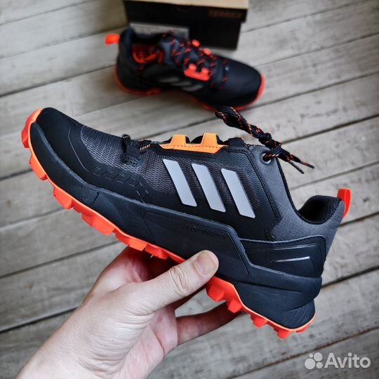 Кроссовки термо Adidas Terrex Swift 3 GTX