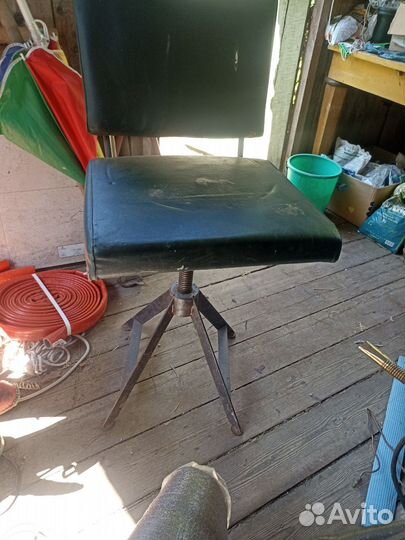 Стул слесарный в мастерскую