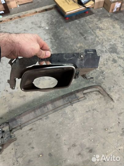 Задний диффузор насадки глушителя AMG W212