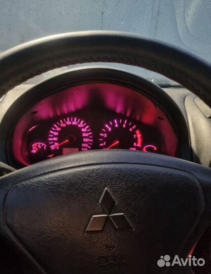 Mitsubishi Carisma 1.6 МТ, 2001, 540 000 км