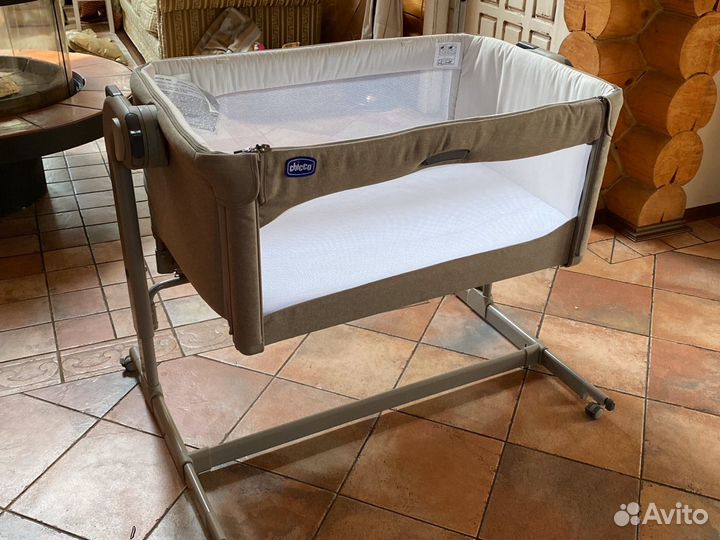 Люлька Chico next to me magic