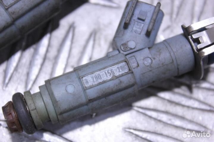 Форсунка двигателя Mazda 3 BK бк