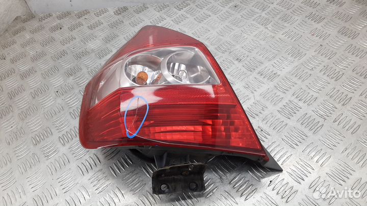 Фонарь задний левый Honda Jazz 2005 33551SAA003