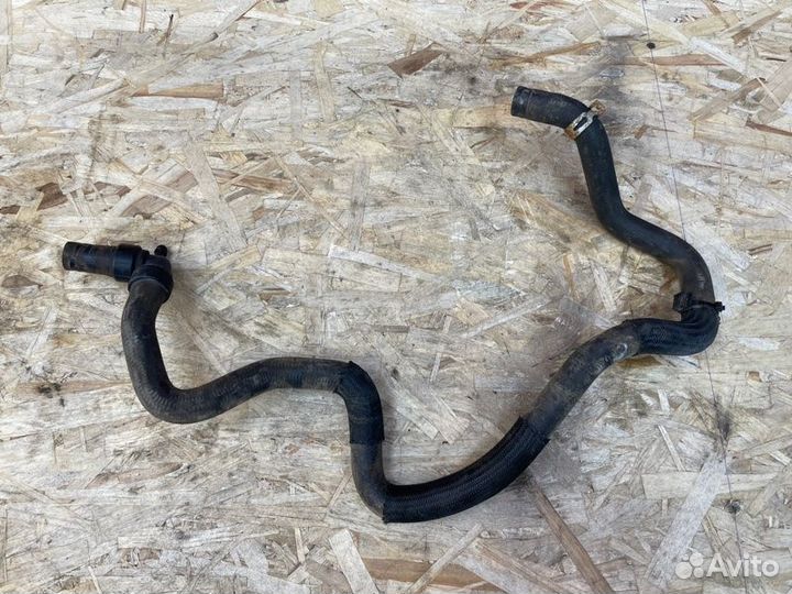 Патрубок отопителя Renault Logan