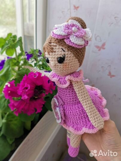 Вязаная куколка, ручная работа