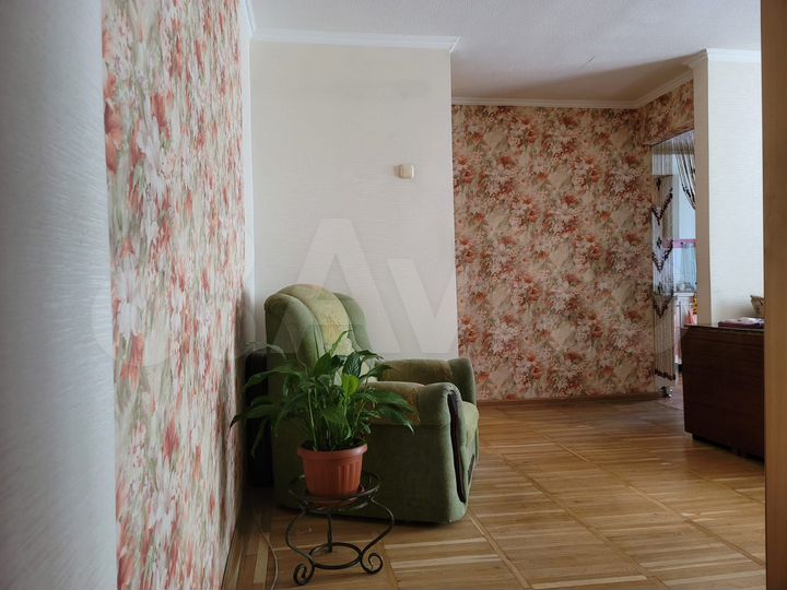 3-к. квартира, 55 м², 2/4 эт.