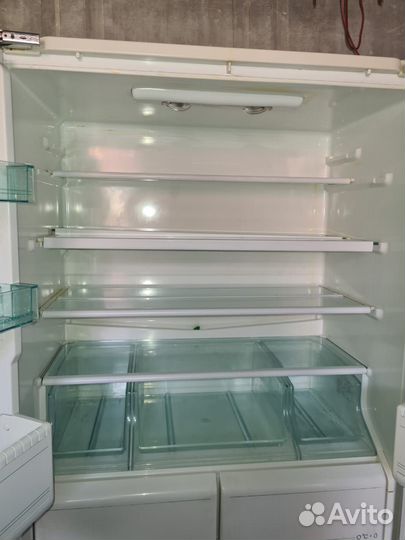 Холодильник Kuppersbusch