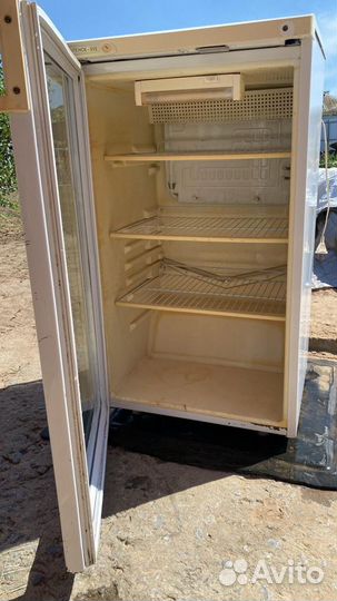 Холодильник маленький