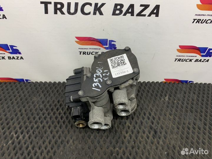 Кран управления тормозами прицепа Daf XF106