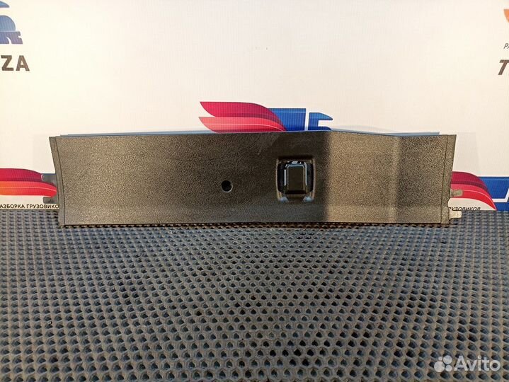 Накладка внутренняя левая