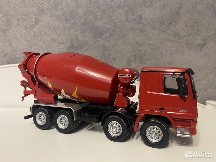 Mercedes Benz Actros 4achs Liebherr 1:50