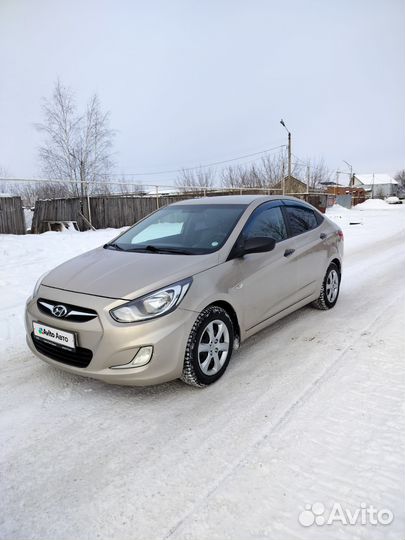 Hyundai Solaris 1.4 МТ, 2012, 211 000 км