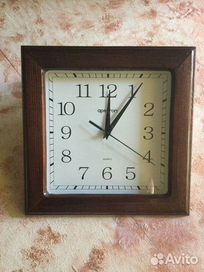 Новые Часы Деревянные 29х29см Россия