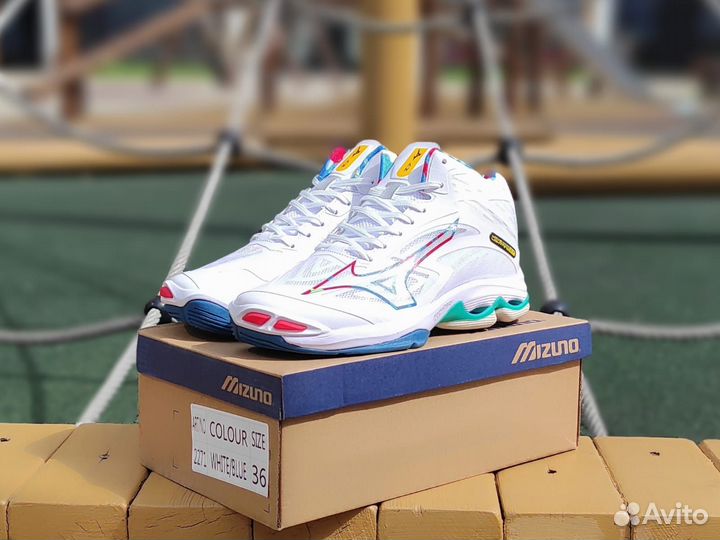 Кроссовки Mizuno волейбольные