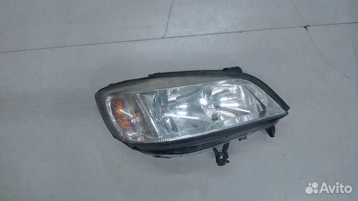 Фара (передняя) Opel Zafira A, 2002