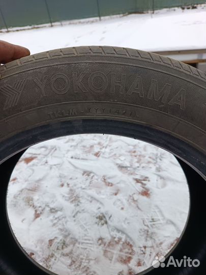 Yokohama BluEarth E70 215/55 R17